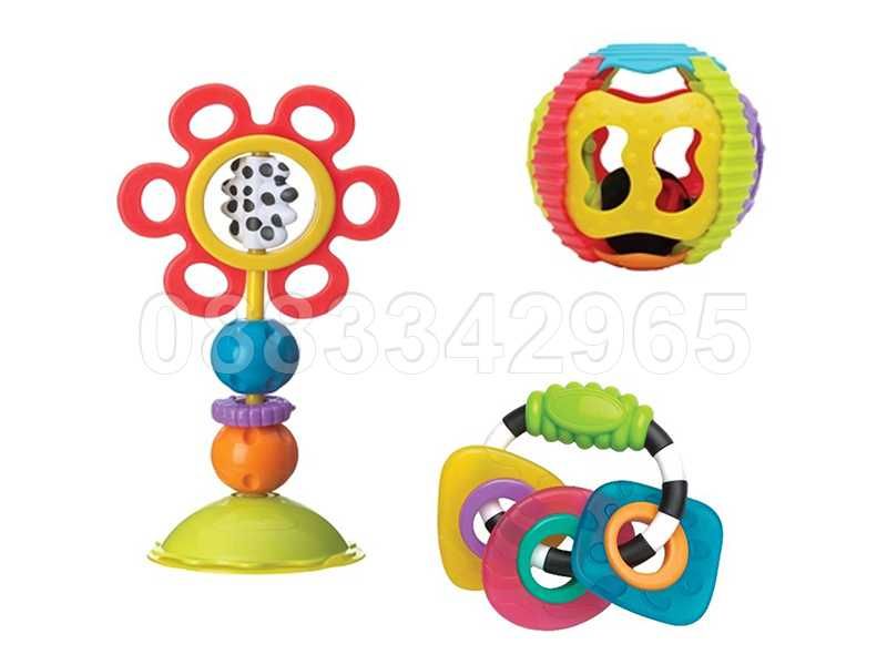 НОВ! Комплект дрънкалки 3 бр Playgro Shake, twist and rattle gift pack