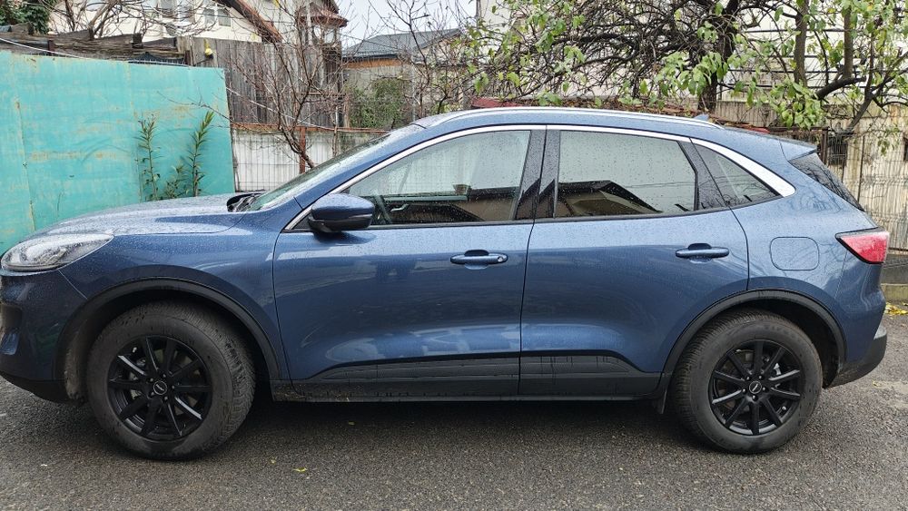 Ford Kuga FHEV 4x4 2023