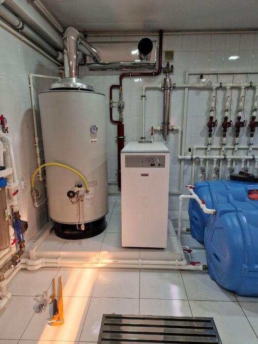 Fondital чугунный  котёл 76 кв идеалный состоянии