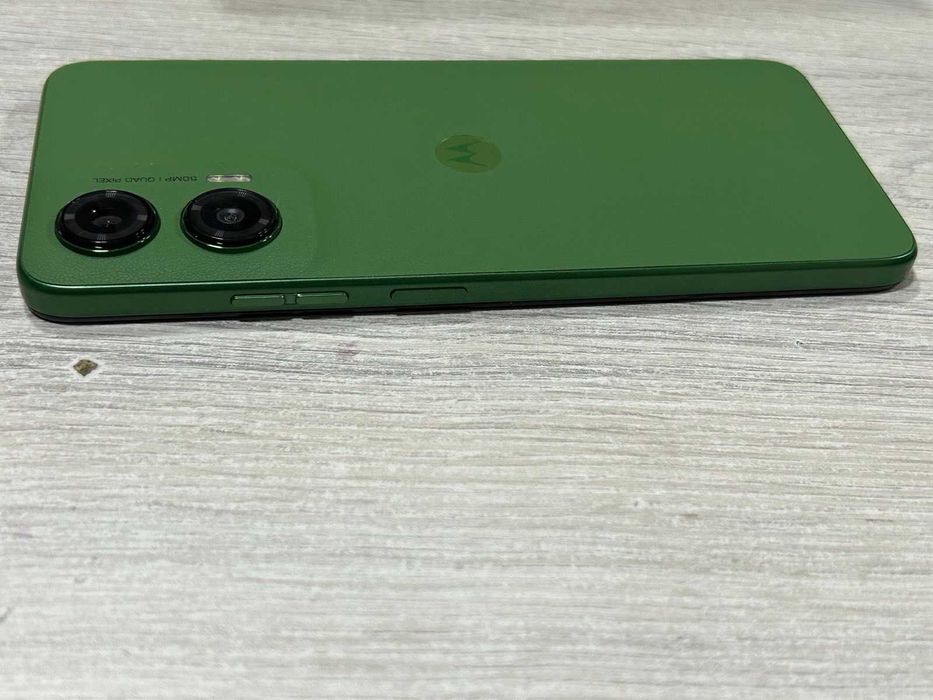 Motorola  G35 5G 256GB 4GB+4 GB RAM Dual