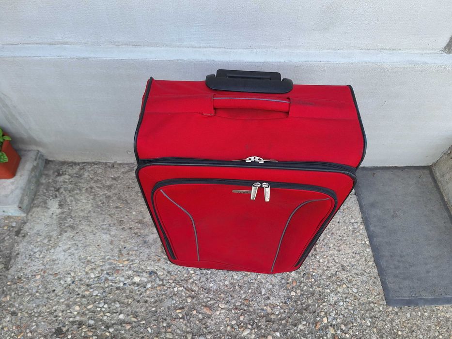 ***Troler Red Titan | 70*45*27 cm | 4.450 kg