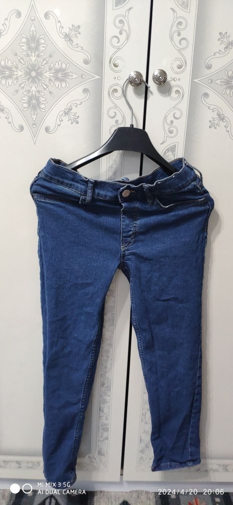 Blugi slim fit 9-10ani H&m