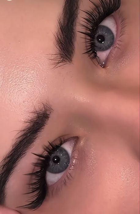 Нужны модели на наращивание ресниц