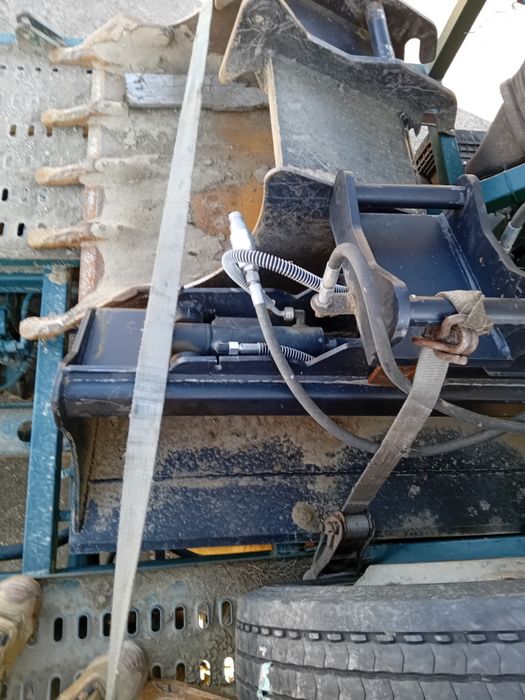 Cupă de taluz cu înclinație