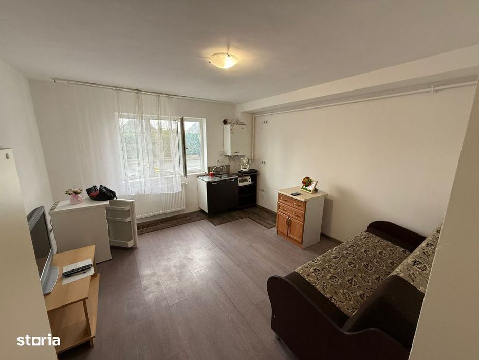 Garsoniera de vanzare, 22 mp utili, zona Sasar