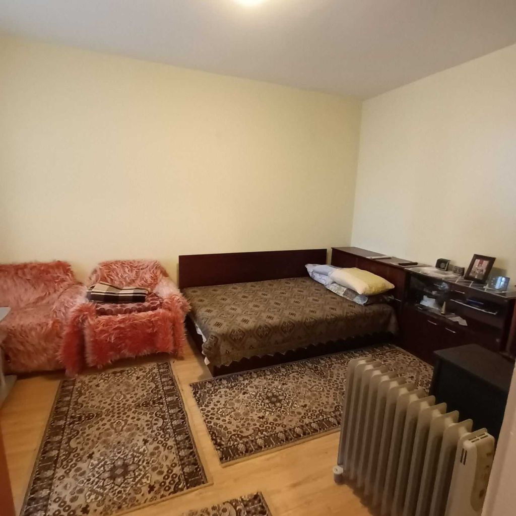 Продава се Многостаен апартамент в Омуртаг - 110 кв.м за 974 €/кв.м - Снимка #6