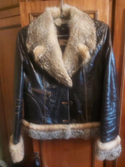 Яке от естествена кожа и естествен косъм