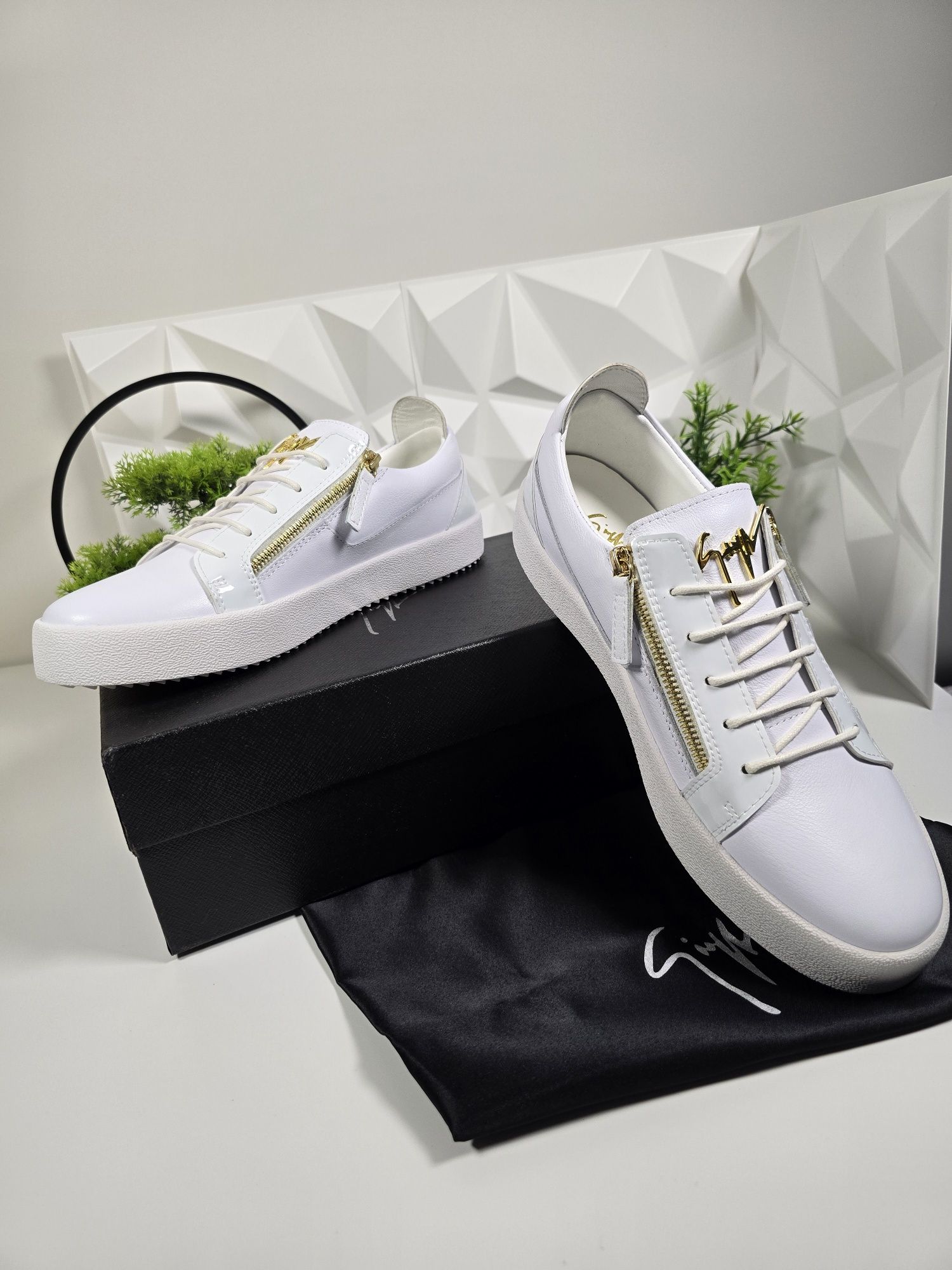 Обувки Giuseppe Zanotti