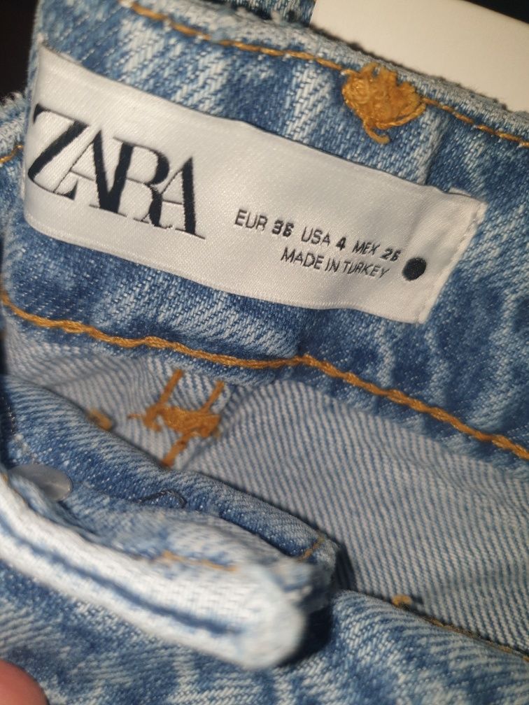 Vand jeansi Zara noi foarte largi 36, S