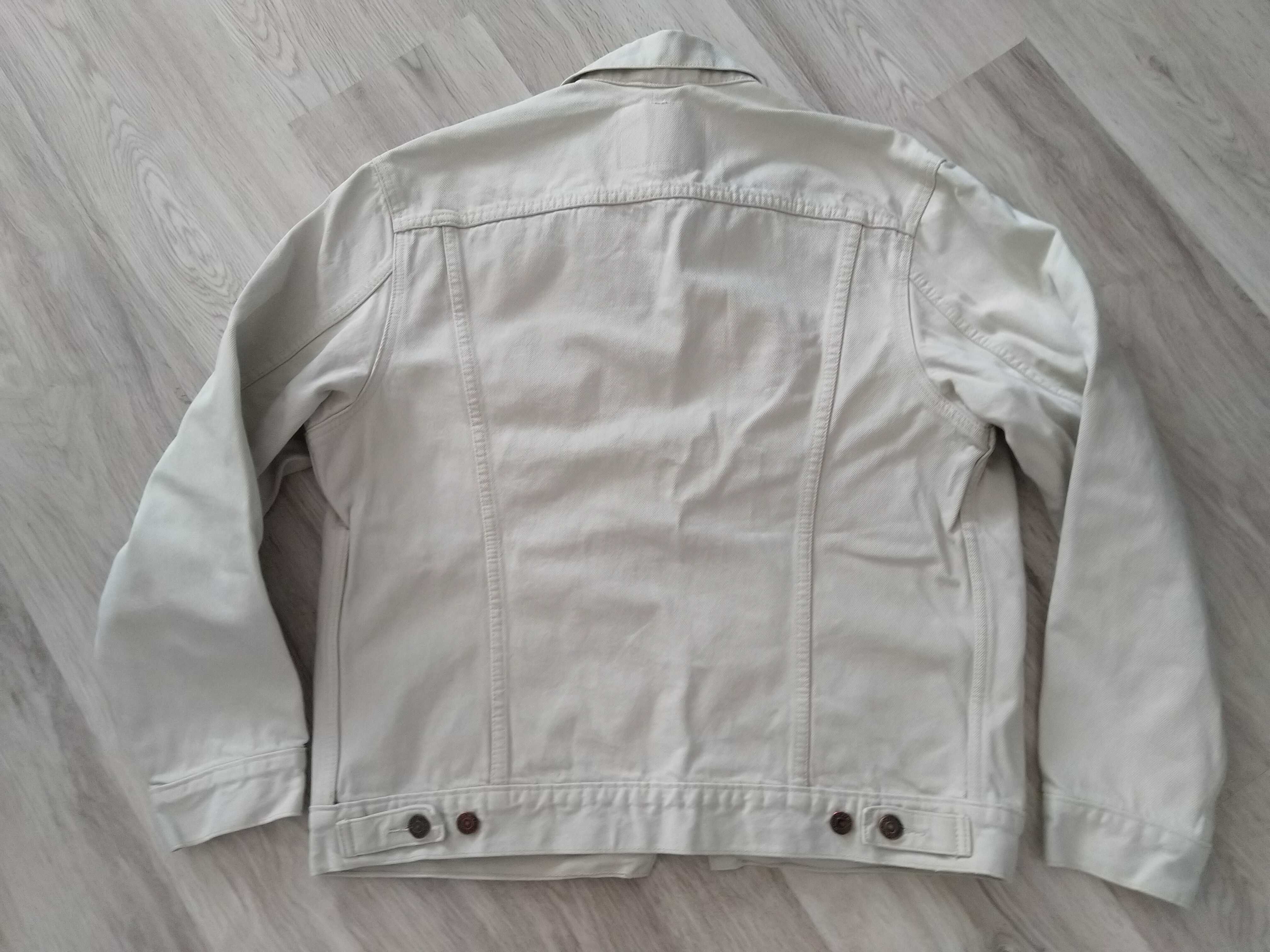 Jacheta Levi Strauss - M