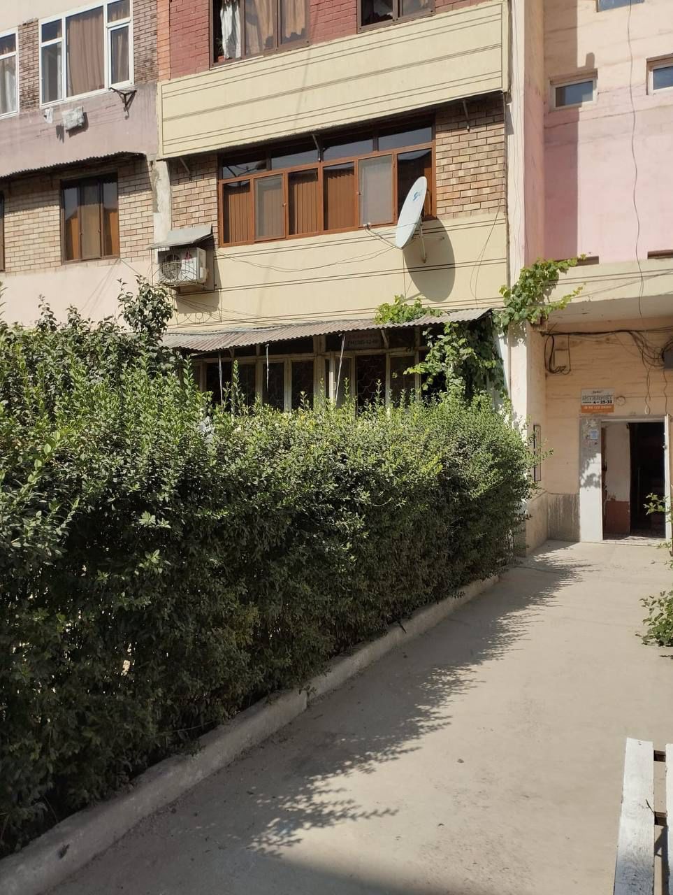 Продаётся 3 ком квартира. Янгиюль