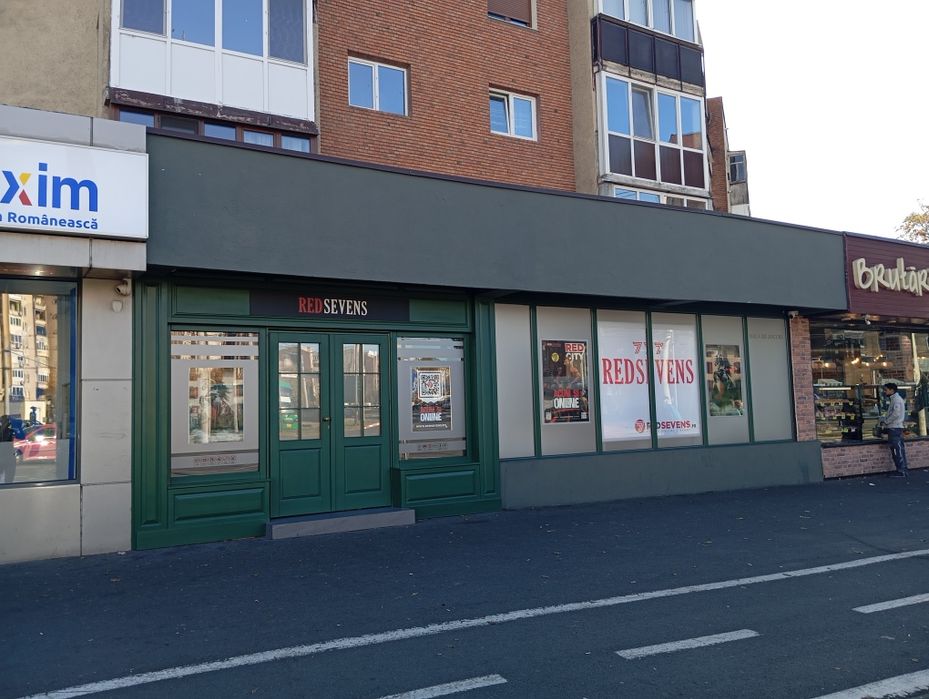 Închiriez spațiu comercial artera principala