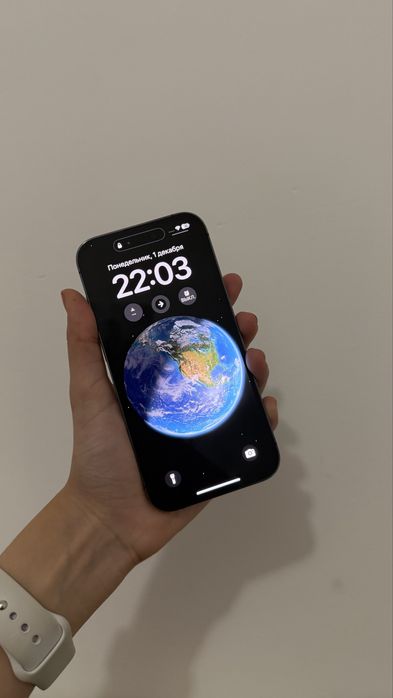 Продам айфон 14 про