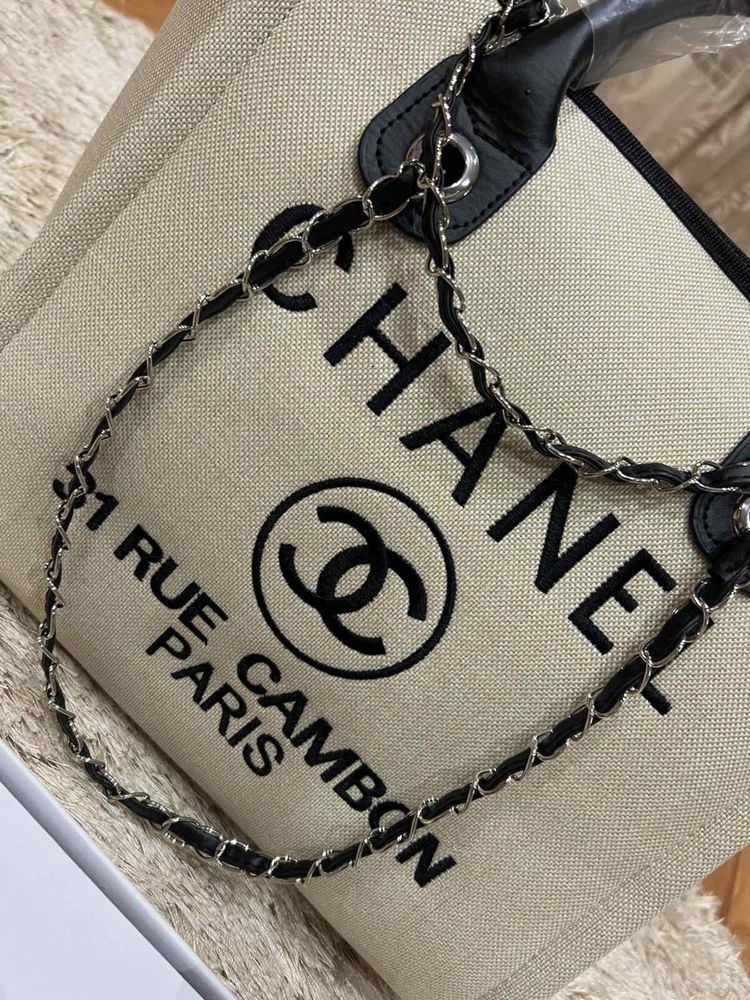 Chanel Чехли и Чанти Промоция 2-артикула за 80 лв