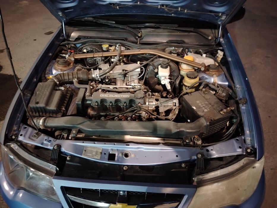 Мошина сотилади срочно