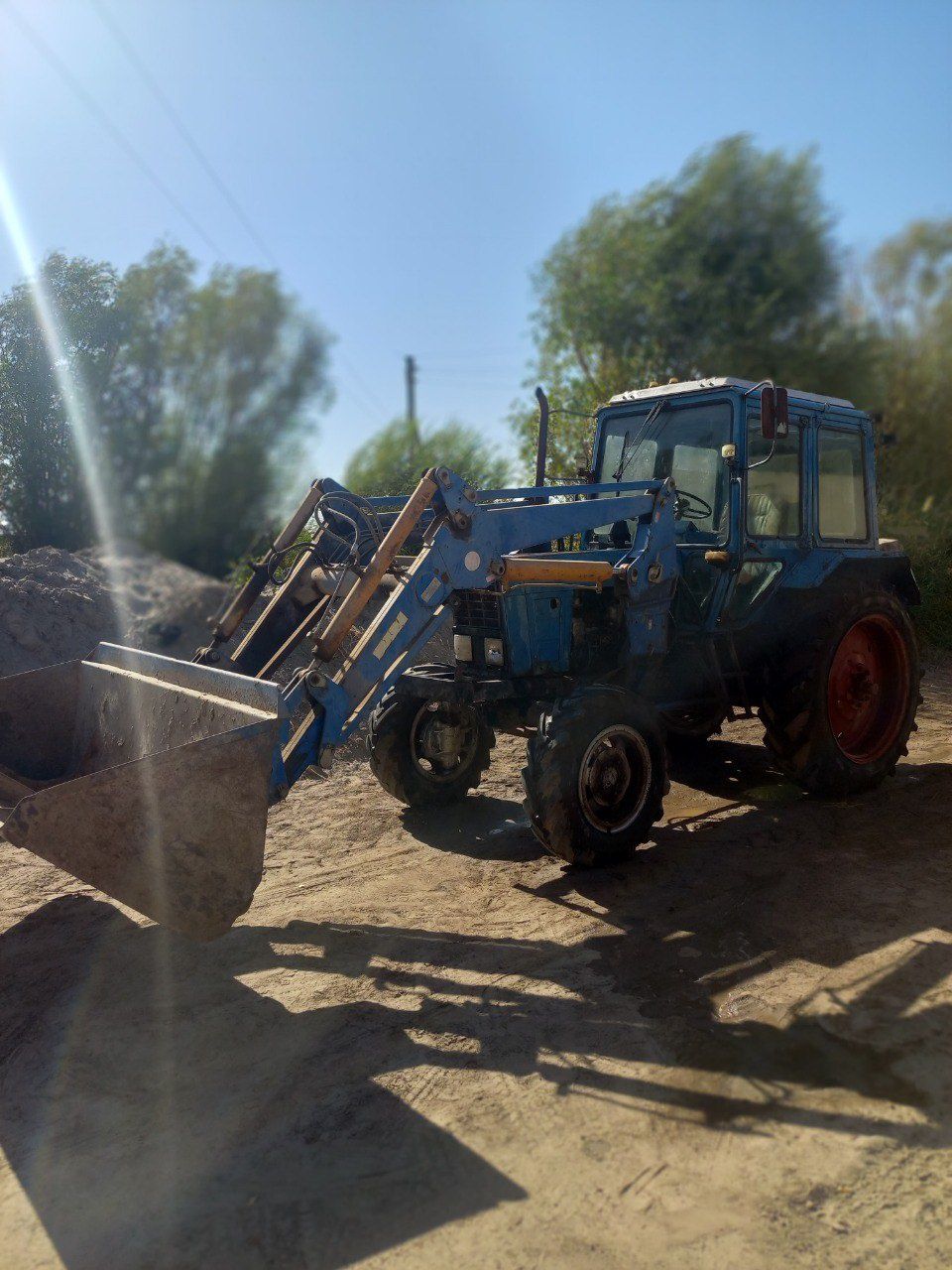 Mtz 82 ekisqavotori bn sotiladi ishlashi zór garantiya 1.2tona qólwali