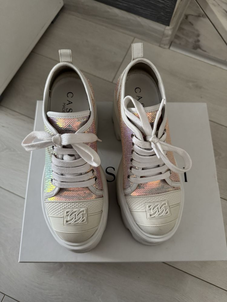 Дамски обувки Casadei