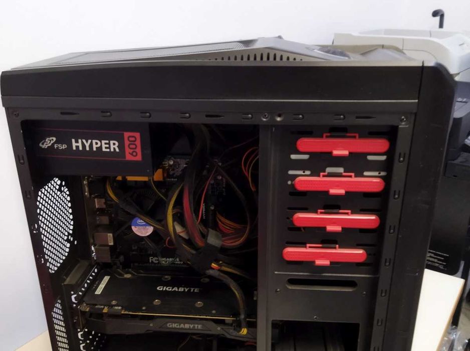 Геймърски Компютър i5-4570, GeForce GTX 1070  8G, 120GB SSD, 1TB HDD