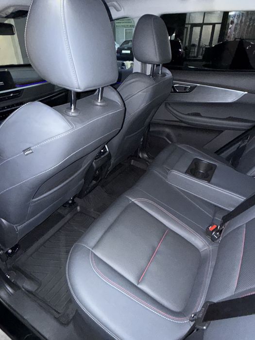Chery 7pro sotiladi rangi qora kraskasi tozza salondan bir xaydalgan
