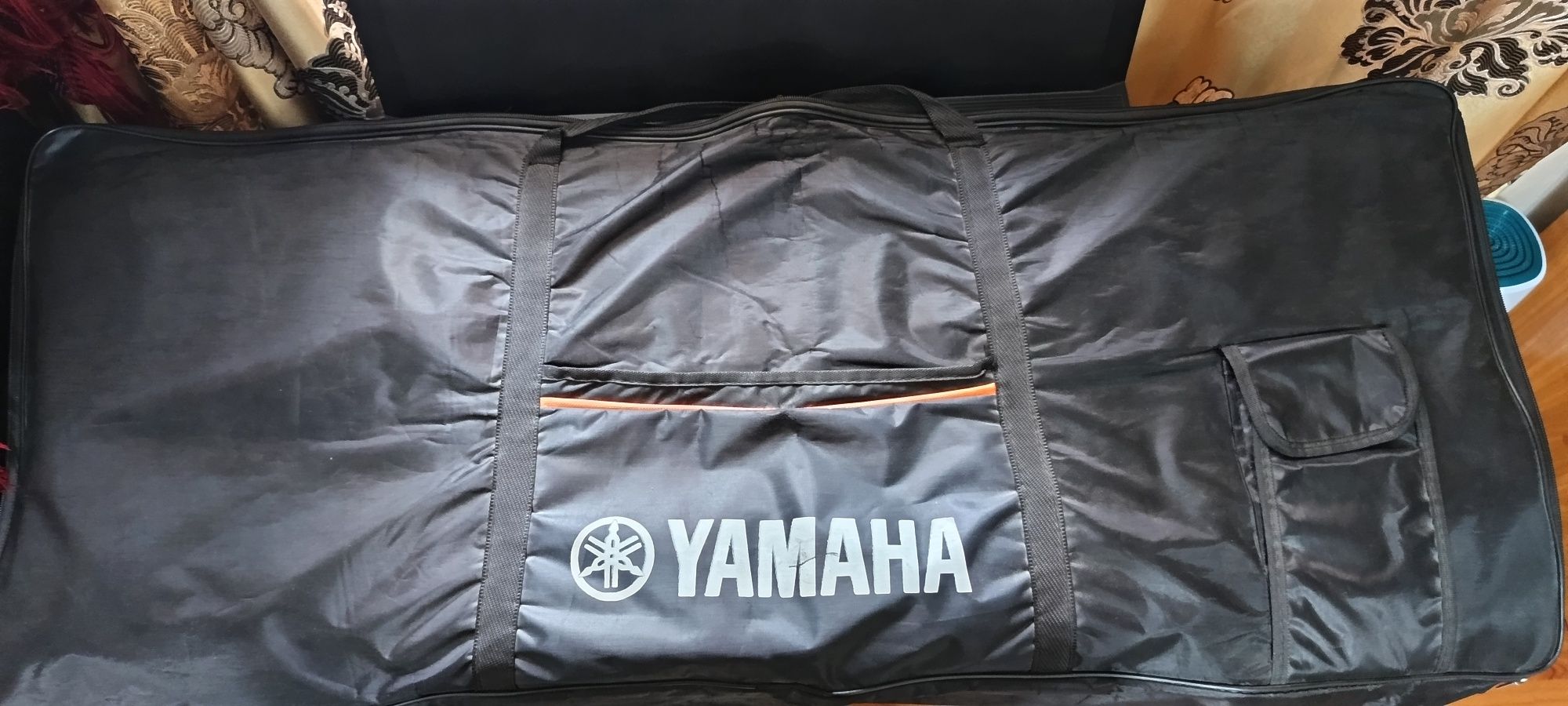 Vând korg pa 600 sau schimb cu korg pa 2x pro.