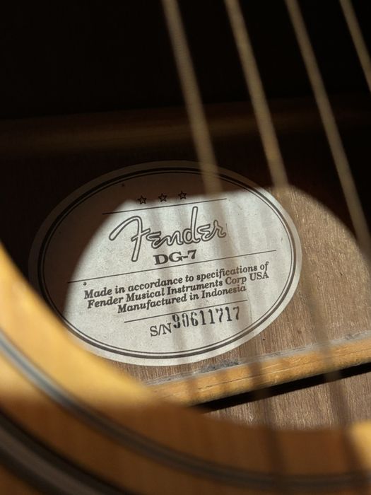 Гитара Fender dg-7