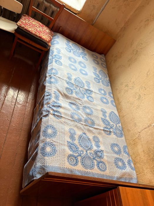 Продам кровать и диван