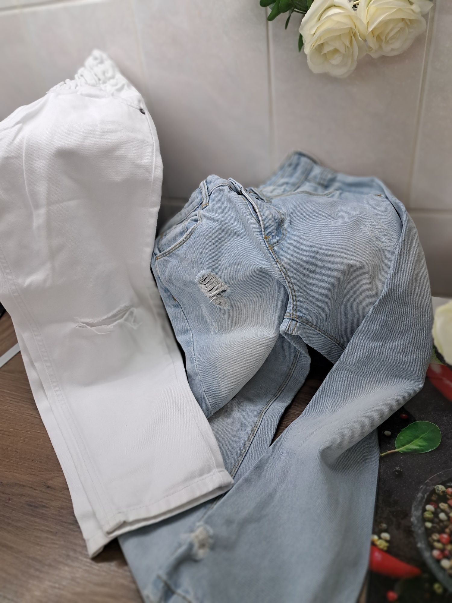 Blugi Reserved mas 140 și camasa Pepe Jeans