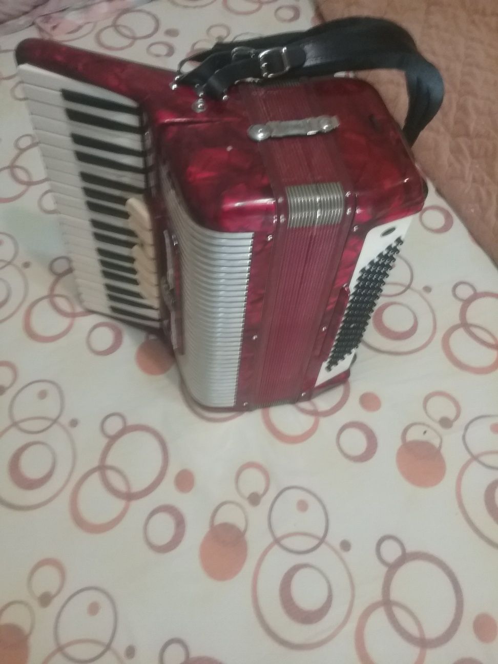 Acordeon setimio soprani cu 80 de basi