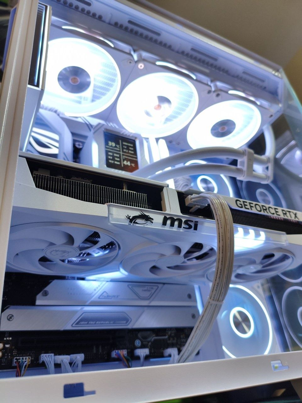 Core i7 14700K RTX 5070Ti DDR5 32GB 6000Mhz