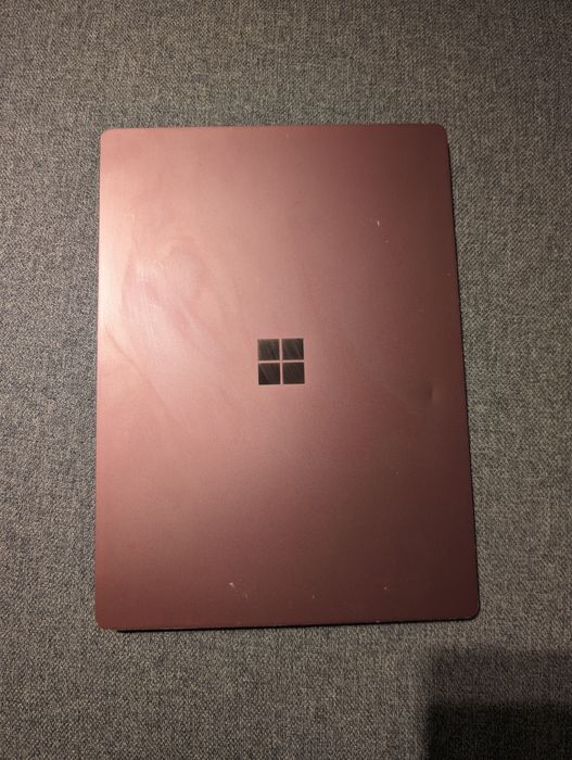 Microsoft surface laptop touchscreen 8gb 256gb