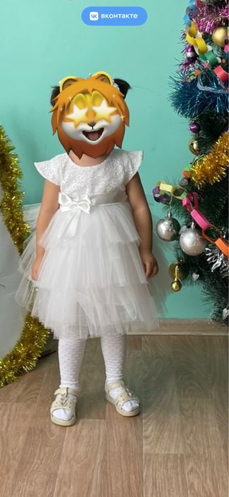 Продам платье на девочку 2 лет