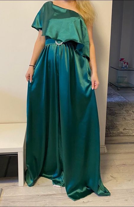 Rochie noua, mărimea S , merge și M