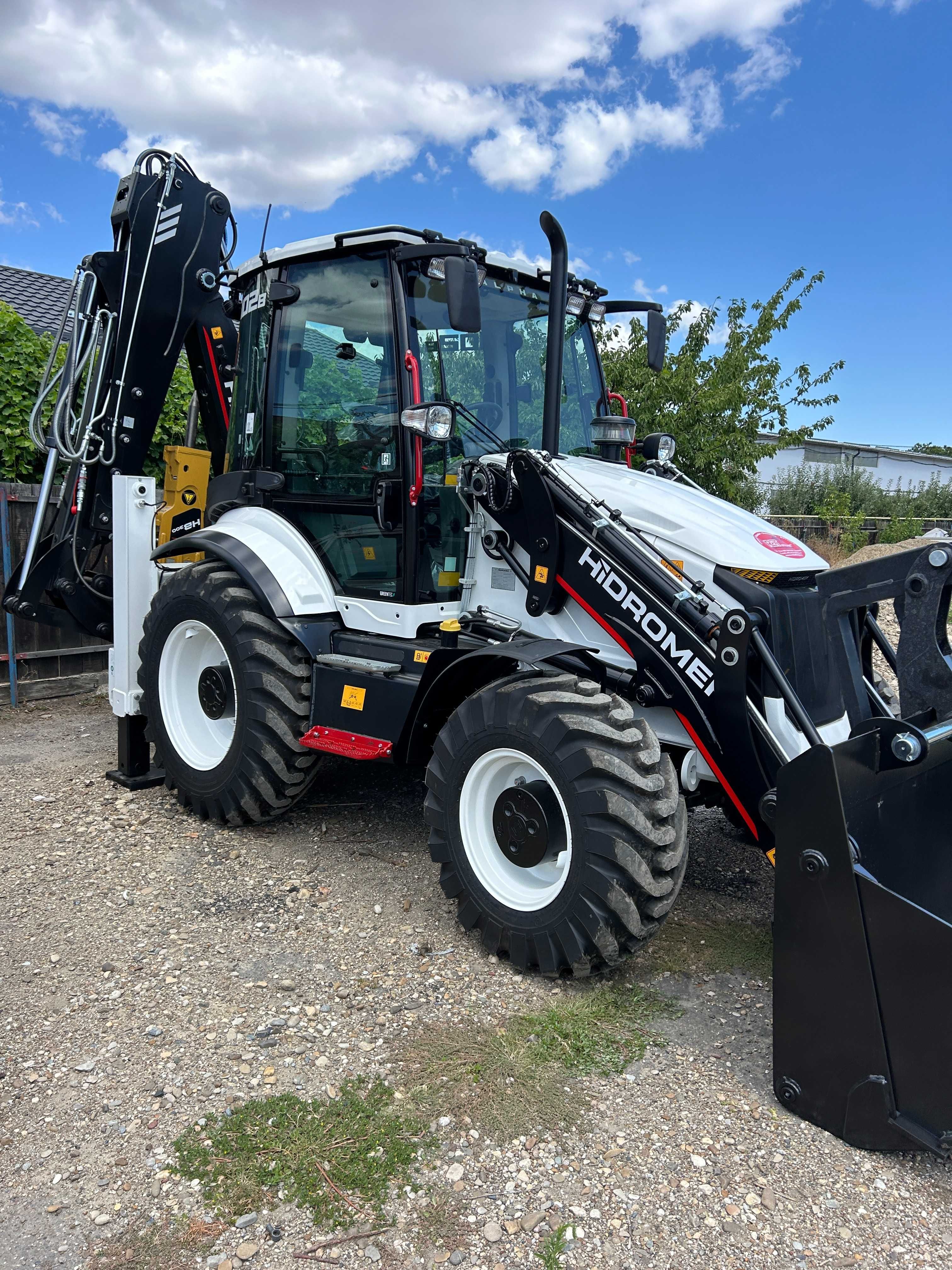 Inchiriez Buldoexcavator, Miniexcavator