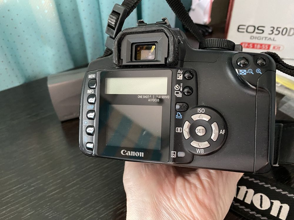 Продам фотоаппарат Canon 350D б/у