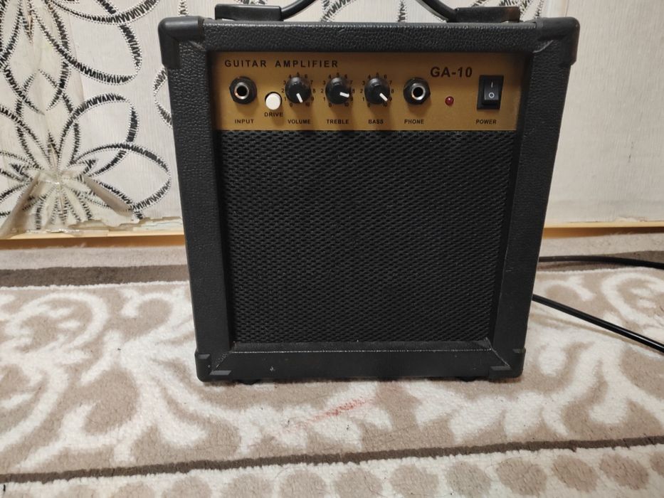 Комбоусилитель с перегрузом.