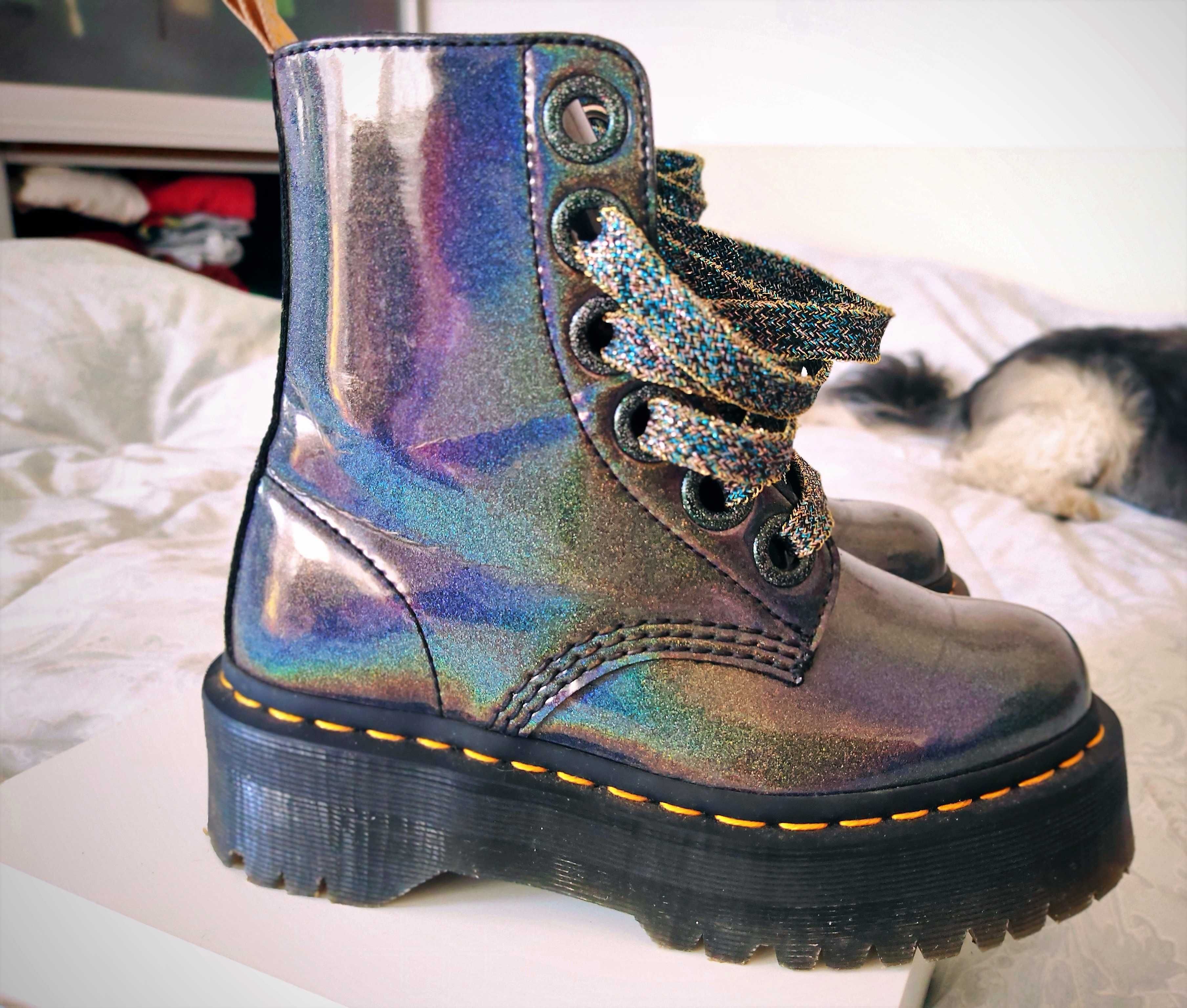 Кубинки Dr. Martens на платформа, номер 36