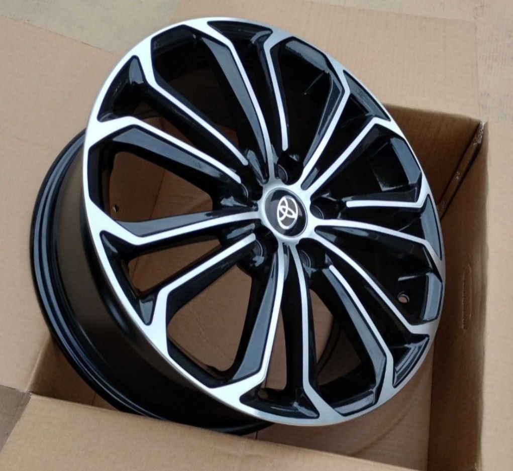 Jante 15 Toyota Corolla Prius Auris pe R15 cu 5 x 114.3 R15