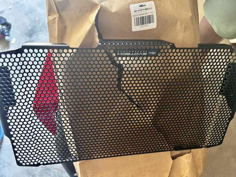 Evotech Performance Radiator Guard For Honda CBR 650R 2019 -  2023