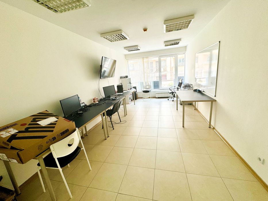 Офис под наем на бул. България