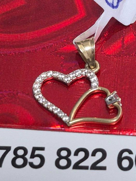 pandantiv 0,89gr(m2) staramanet