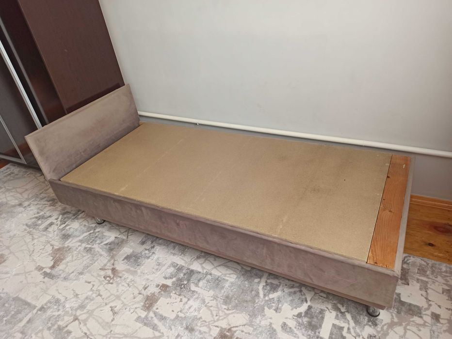 Диван одинарный бу