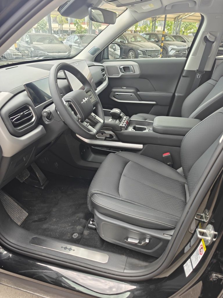 Leopard 3 flagship 4wd 2025