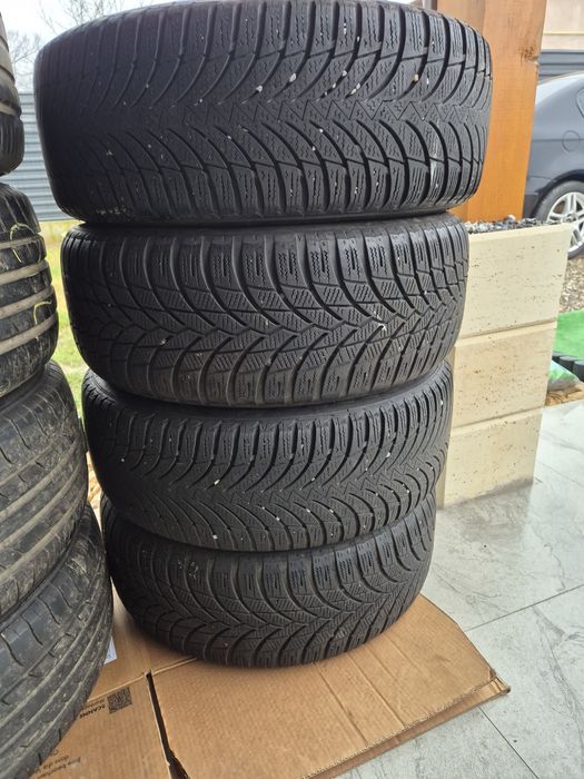 Vând jante+cauciucuri de Wv 5/112/16 Passat,Golf,Turan 205/55/16 M+S