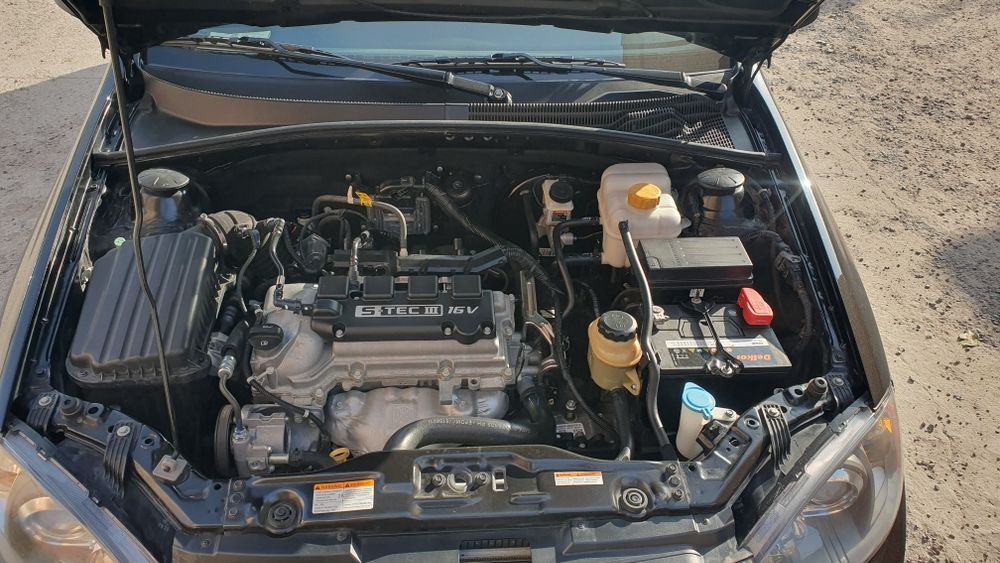 Срочно продаю чёрные жентра 2023 сотилади тоза краска идеал