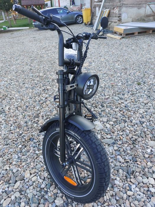 Bicicleta.electrica noua