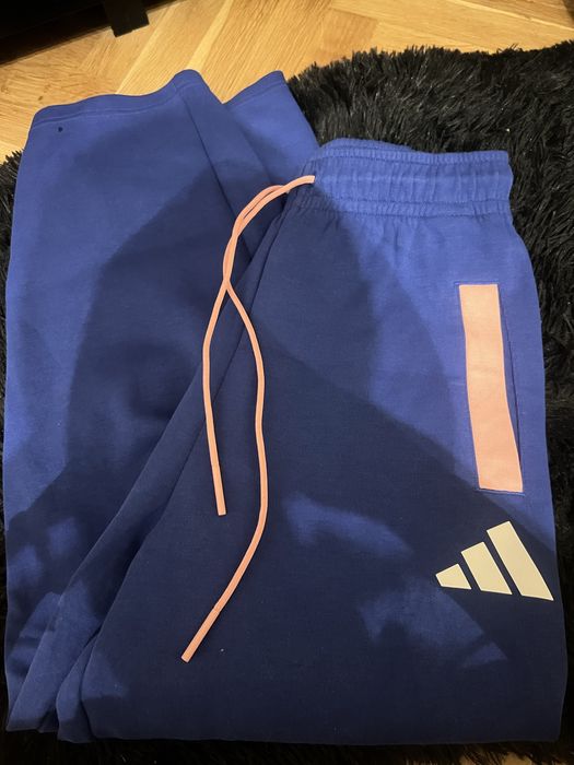 Спортен панталон adidas