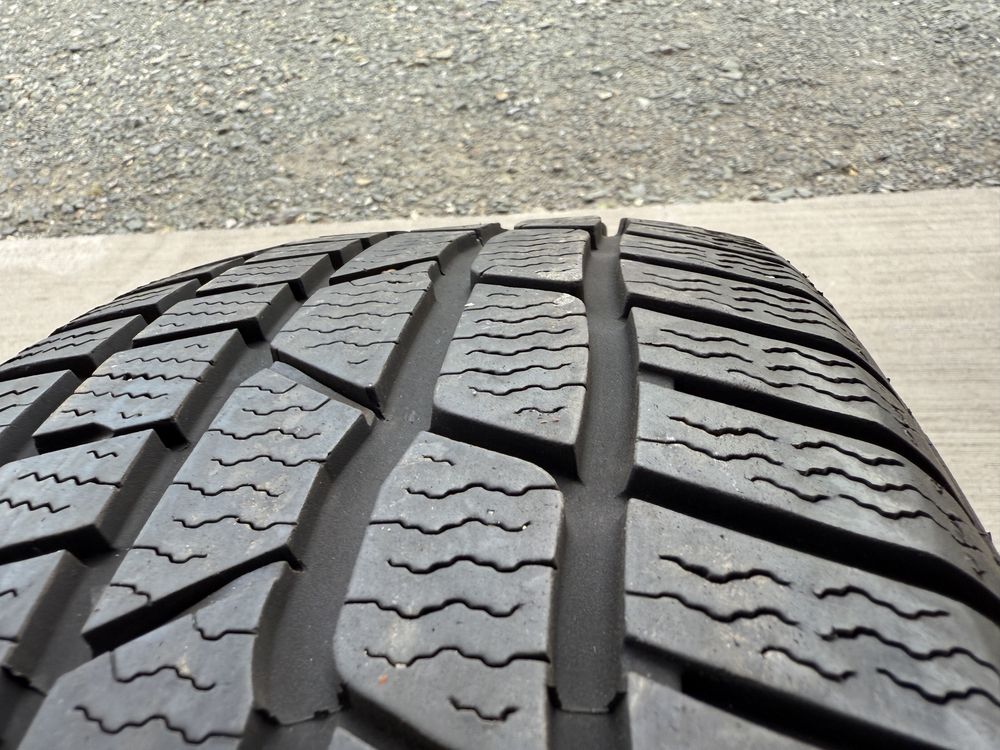 4бр. Зимни Гуми С Борд 215/60R/16 -CONTINENTAL- DOT:2918- 5.7мм+4.2мм