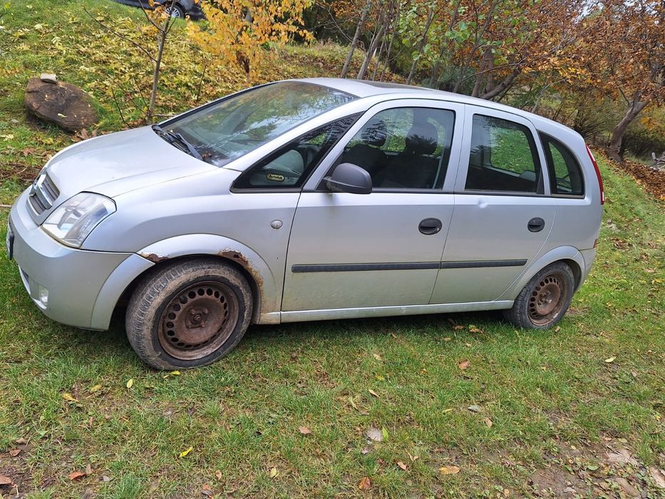 Vand auto pentru program rabla.