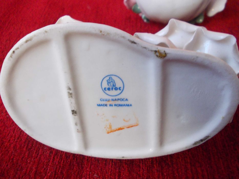 Cinci piese bibelouri de portelan