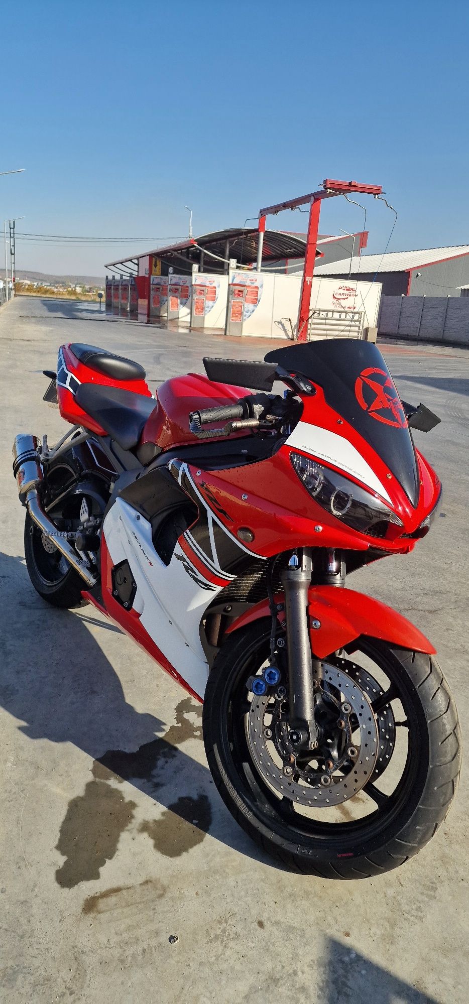 Yamaha r6 in perfecta stare